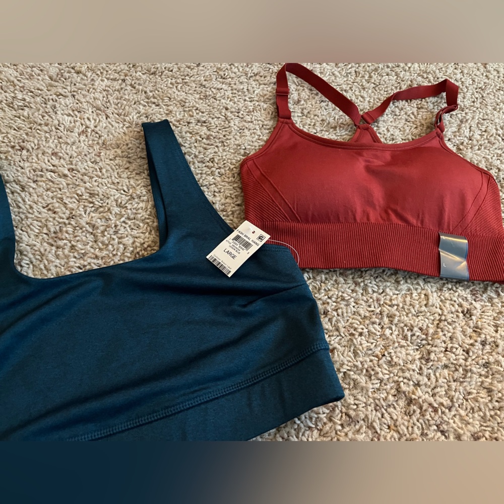 Set of Large sports bras new all in motion brand & dash Beal hang brand
